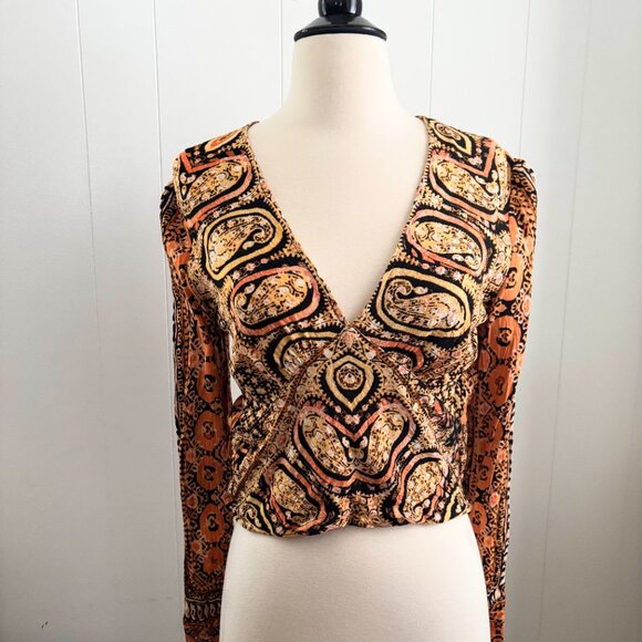 Free People Wild and Free Blouse M Paisley Boho Wrap V Neck Long Sleeve Top - Picture 7 of 8
